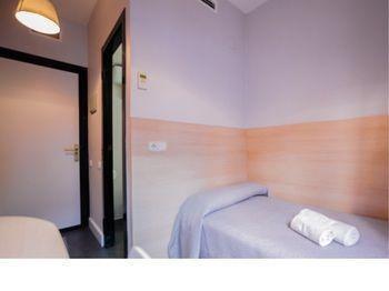 Residencia Universitaria San Agustin Barcelona Exteriör bild